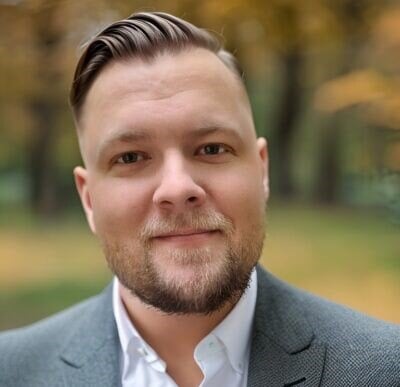 David Stone, Senior Sales Director